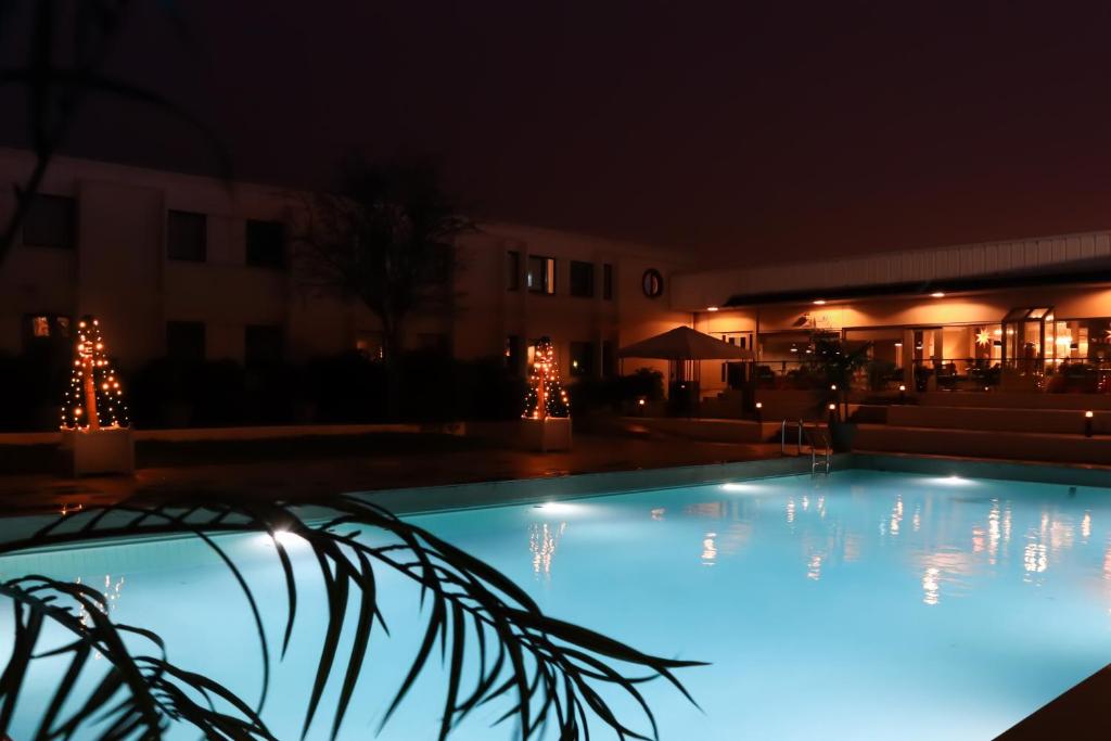 pool och musikquiz - perfekt för en varm trubadur
